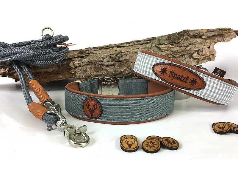 Wiesn Hundehalsband personalisiert  Canvas & Vichy Design