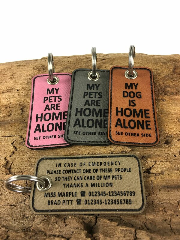 Notfallanhänger fürs Schlüsselbund. Hilft dabei Ihre daheimgebliebenen Hunde zu versorgen falls Ihnen unterwegs etwas zustößt.