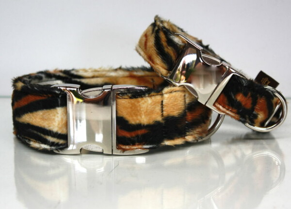 Fell Halsband Tiger 2 cm 20-28 cm Aluminium + 4 Euro